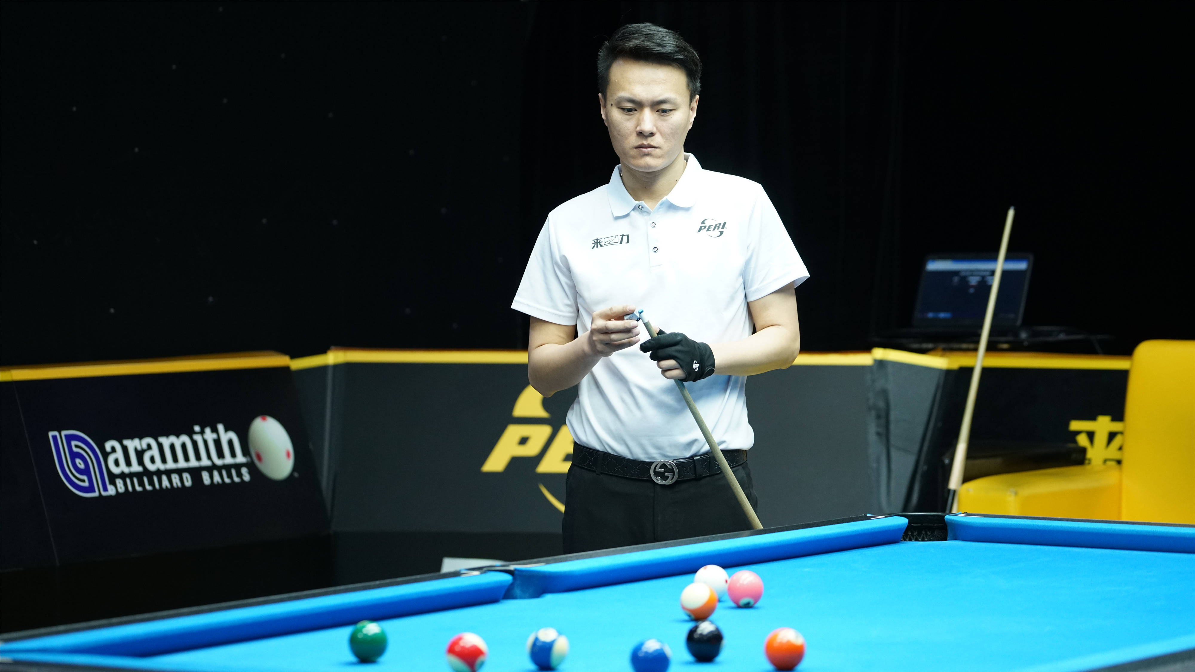 球队整体凝 球队整体凝