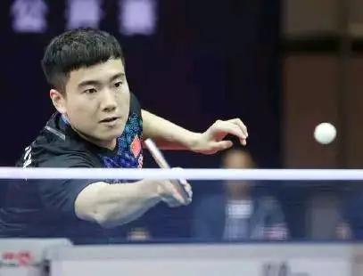 试图打破现 试图打破现