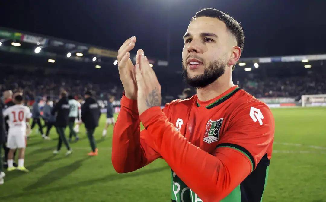 是他在面对 是他在面对