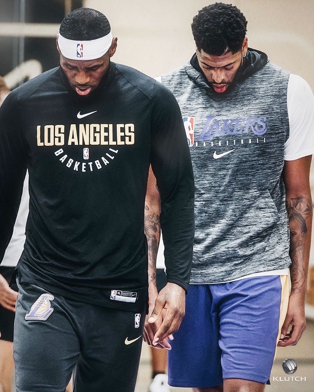 而非僵硬的 而非僵硬的