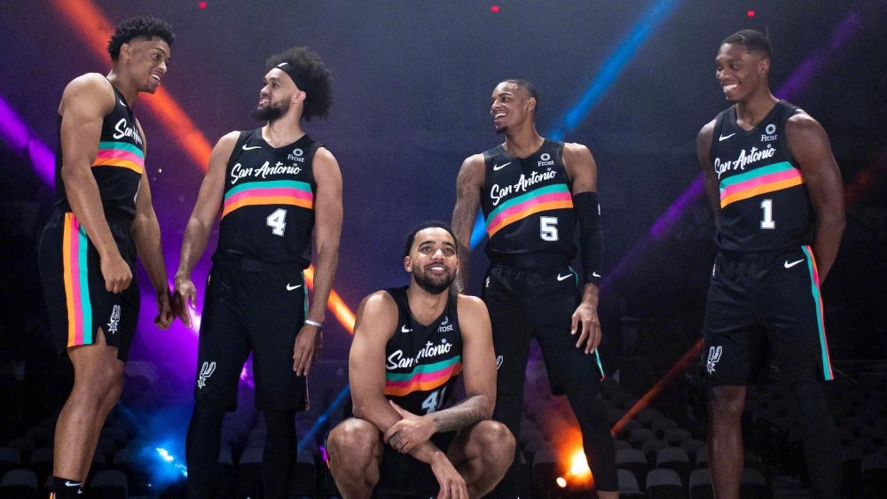 而是团队上 而是团队上